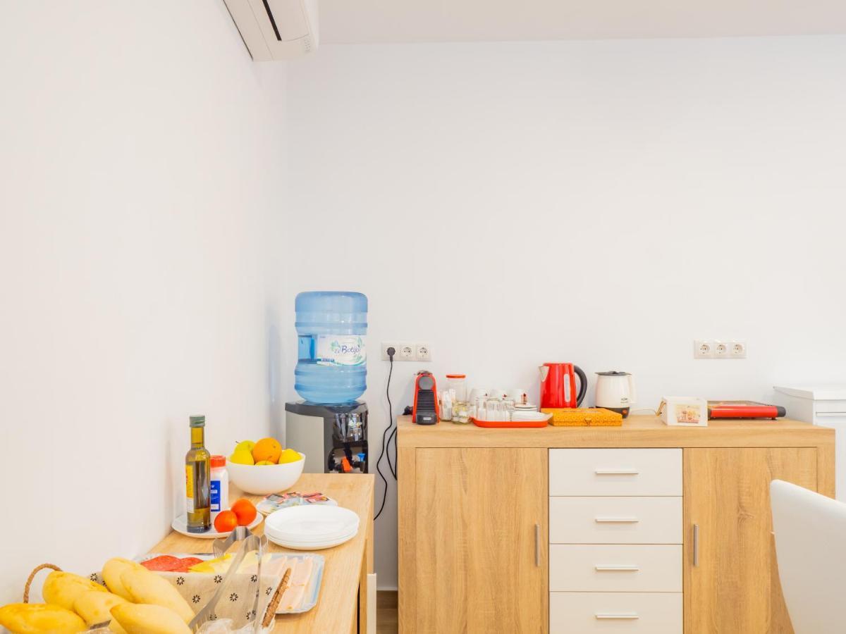 Cubo'S Hostal William'S Sunny 5 With Breakfast Torre de Benagalbon Buitenkant foto