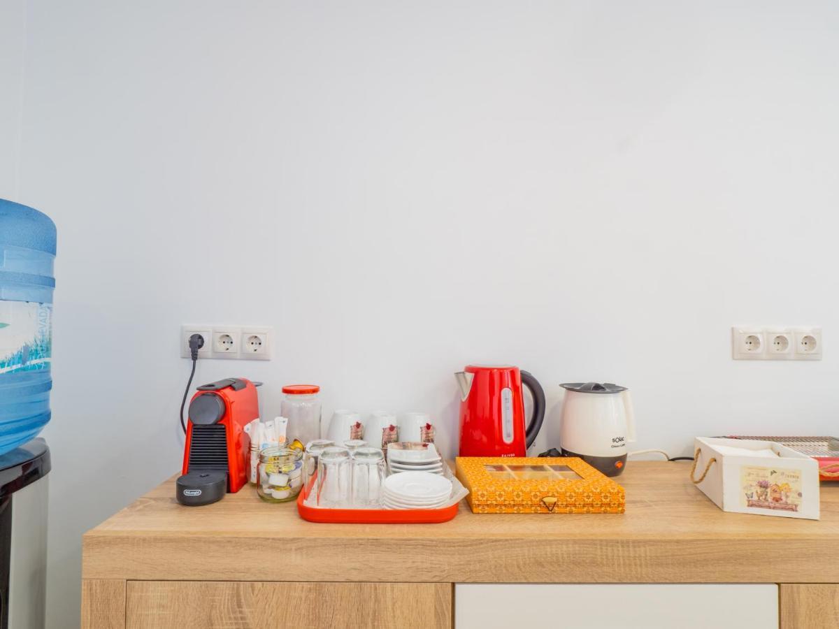 Cubo'S Hostal William'S Sunny 5 With Breakfast Torre de Benagalbon Buitenkant foto