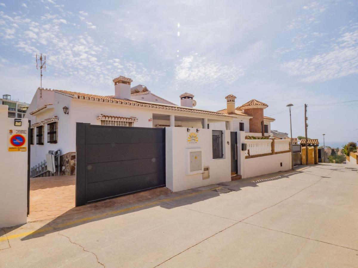 Cubo'S Hostal William'S Sunny 5 With Breakfast Torre de Benagalbon Buitenkant foto