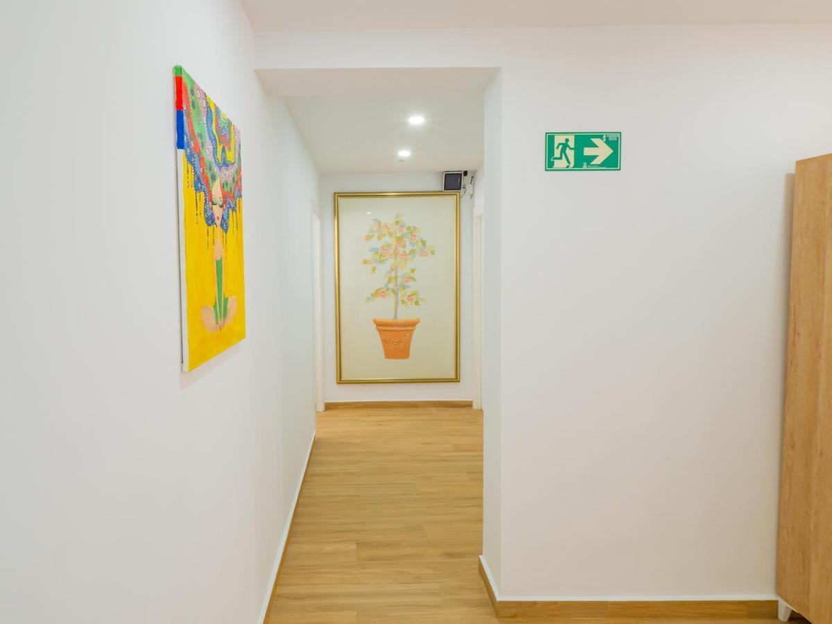 Cubo'S Hostal William'S Sunny 5 With Breakfast Torre de Benagalbon Buitenkant foto