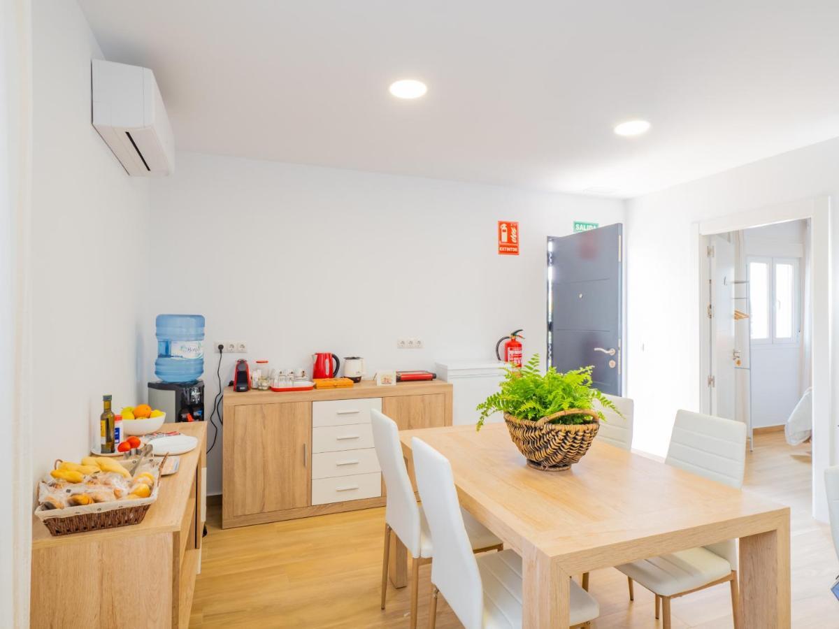 Cubo'S Hostal William'S Sunny 5 With Breakfast Torre de Benagalbon Buitenkant foto