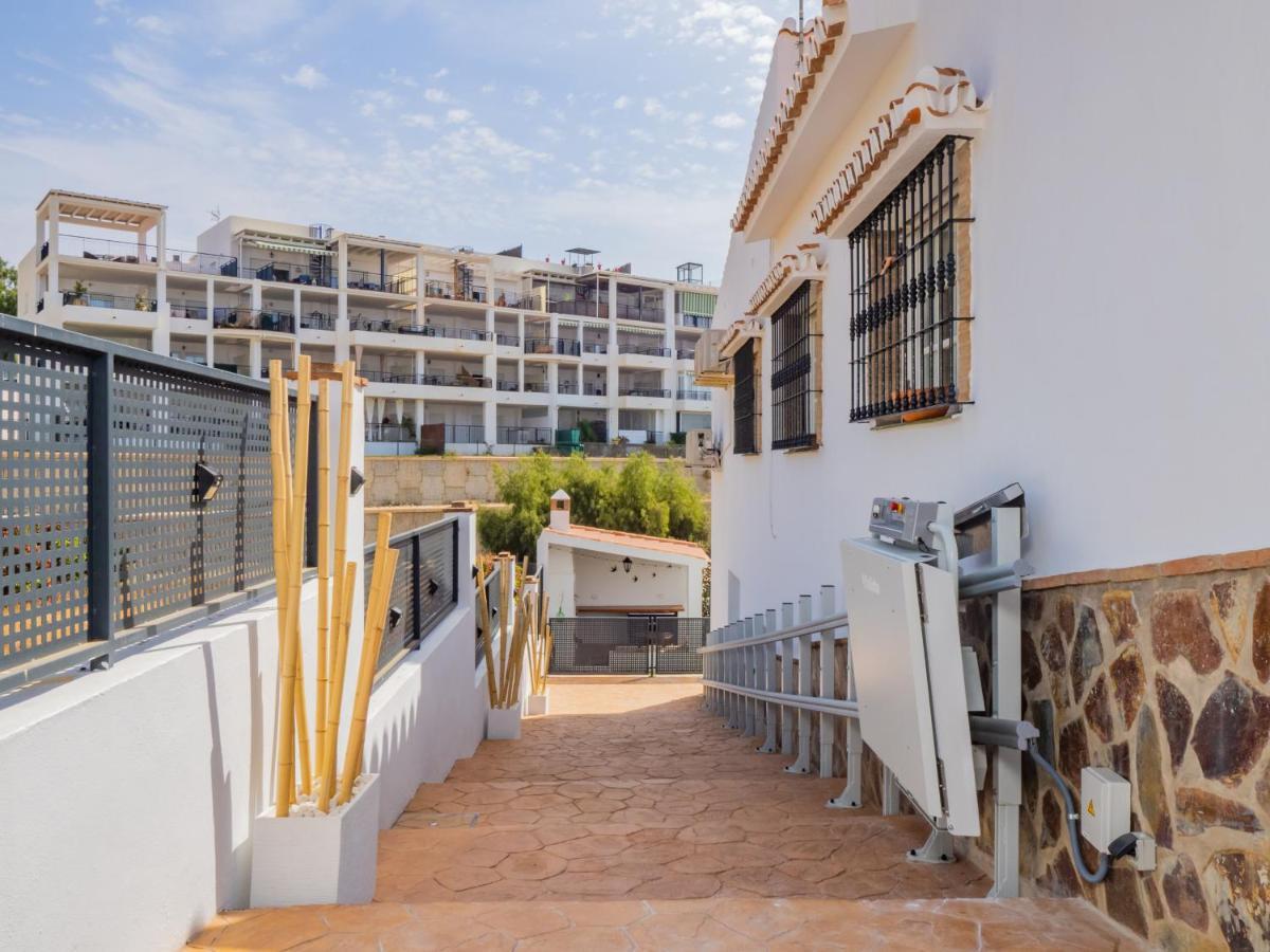 Cubo'S Hostal William'S Sunny 5 With Breakfast Torre de Benagalbon Buitenkant foto