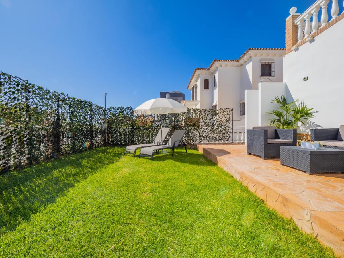 Cubo'S Hostal William'S Sunny 5 With Breakfast Torre de Benagalbon Buitenkant foto